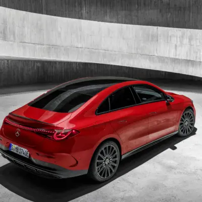 Der neue Mercedes-Benz CLA: großartig, mühelos, intuitiv und flexibelThe all-new Mercedes-Benz CLA: gorgeous, effortless, intuitive, and flexible.