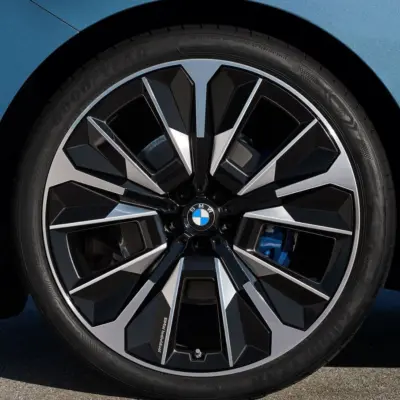 BMW-iX-2026-1280-0b3a7c0111a481ae166d55ad2b303e8699