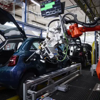 Fiat500HybridMirafioriPlant (1)