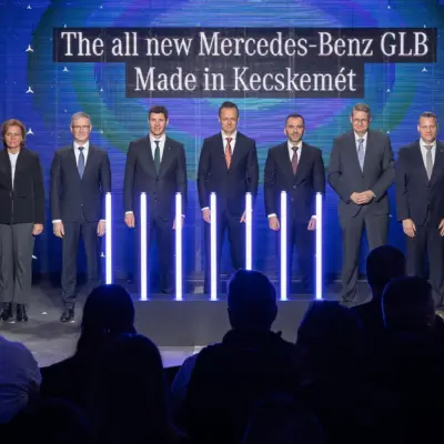 Kecskeméti Mercedes-Benz Gyár – Az új elektromos Mercedes-Benz GLB sorozatgyártásának hivatalos indulása
