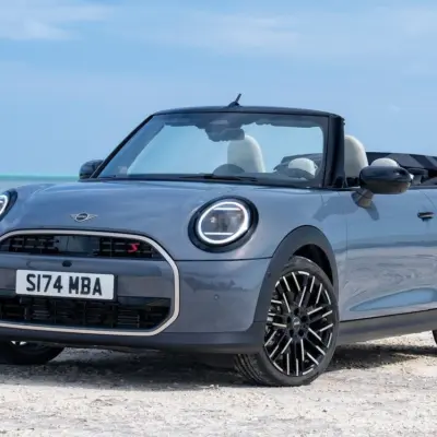 Mini-Cooper_S_Convertible-2025-1280-380318f4573a4b23008b6b53e0af04b2f1