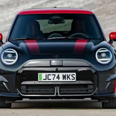 Mini-John_Cooper_Works_Electric-2025-1280-13395d75ca869ea48d691ae6316b98cdba