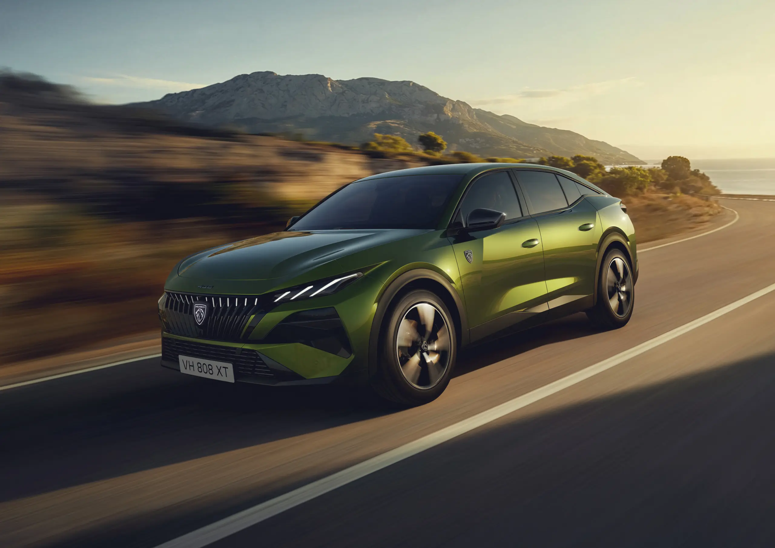 Sosem készült még ilyen Peugeot korábban! Itt a frissített 408!
