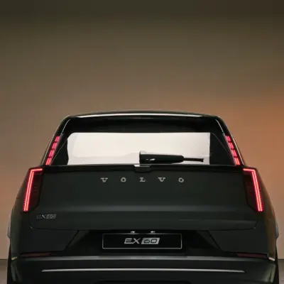 Volvo_EX60_studio(2)