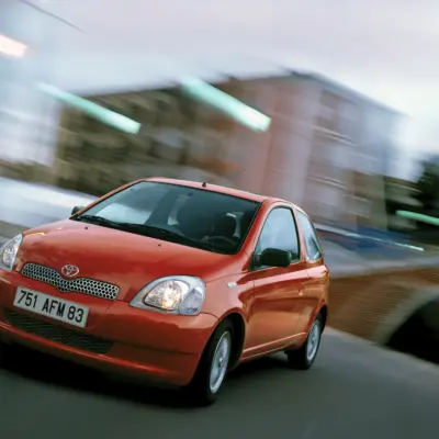 toyota_yaris_1999_pictures_4