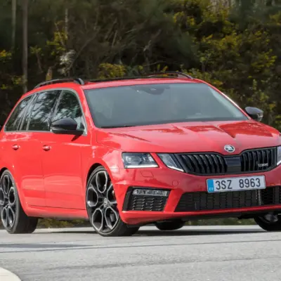 wallpapers_skoda_octavia_2017_1