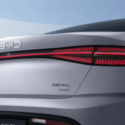 10、SEAL_LHD_Exterior_Taillight_download_JPG_4096px