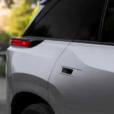 2027_Toyota_Highlander_Limited_Spellbound2Tone_011