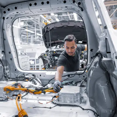 Start der Serienproduktion des neuen Mercedes-Benz GLB im Werk KecskemétStart of production of the new Mercedes-Benz GLB at the Kecskemét plant