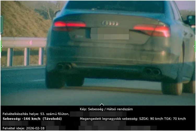 166 km/órával csípte el a traffipax, mutatjuk, mennyi a bírság!