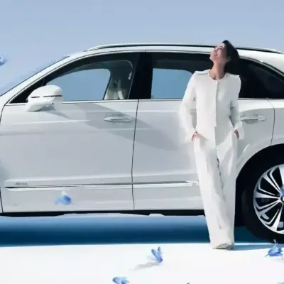 Bentley-Bentayga-Mulliner-Japan-Women-3