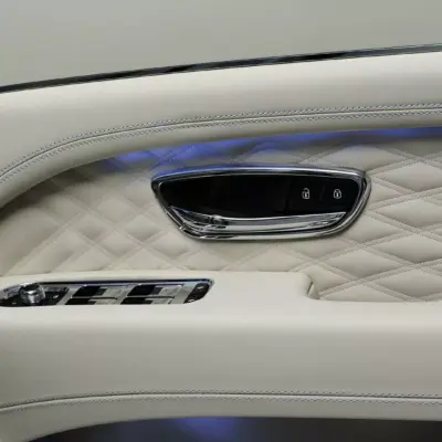 Bentley-Bentayga-Mulliner-Japan-Women-8