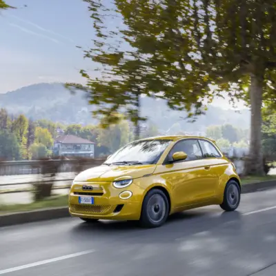 Fiat500Hybrid-4-scaled