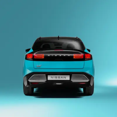 NISSAN_LEAF_REAR_hi