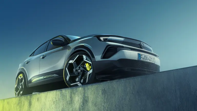Beárazták itthon az új, minden korábbinál erősebb Opel Mokkát! Ennyit kérnek érte!