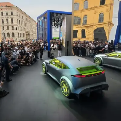 hyundai-concept-three-at-iaa-mobility-2025-on-site-10