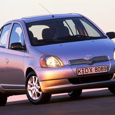 toyota_yaris_5-door_72