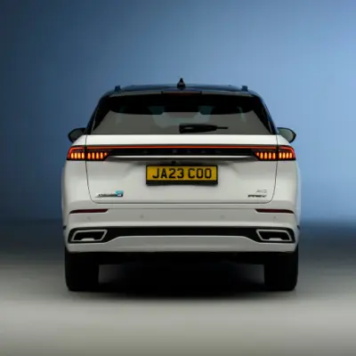 10. JAECOO 8 SHS-P Executive rear
