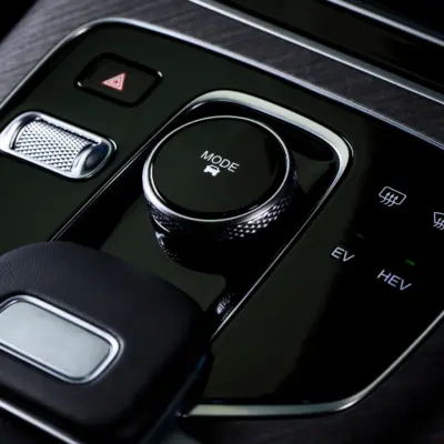 13. JAECOO 8 SHS-P interior buttons