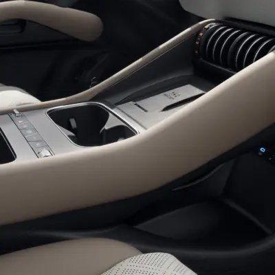 13、ATTO3_LHD_Interior_charging port_download_JPG 4096px