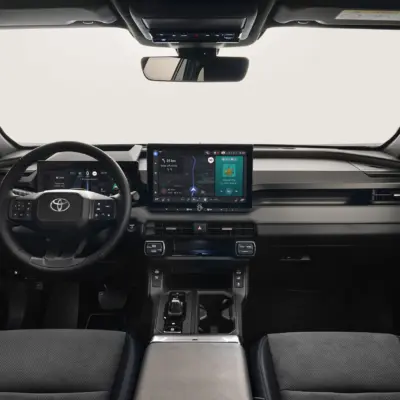 2026_ALL-NEW-RAV4_interior_001-scaled