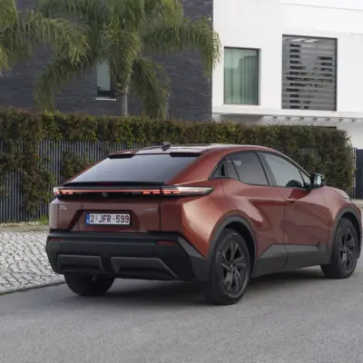 2026_toyotachr_metal_oxide_static_008