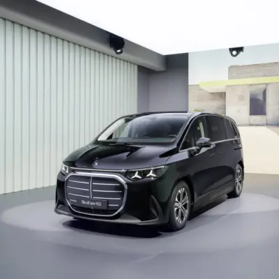 Neudefinition von Raum für eine neue Ära: der neue elektrische Mercedes-Benz VLERedefining space in a new era: the all-new electric Mercedes-Benz VLE