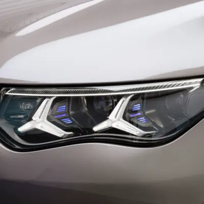 Neudefinition von Raum für eine neue Ära: der neue elektrische Mercedes-Benz VLERedefining space in a new era: the all-new electric Mercedes-Benz VLE
