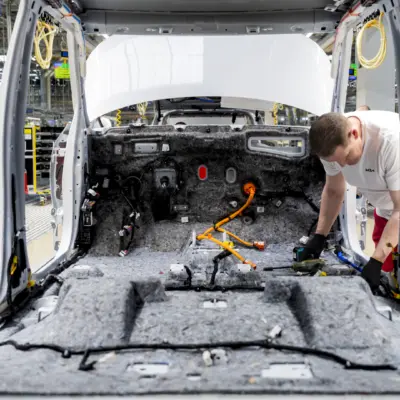 31069-kia-ev2-zilina-start-of-production-assembly-044jpgdigital-1920-x-1080