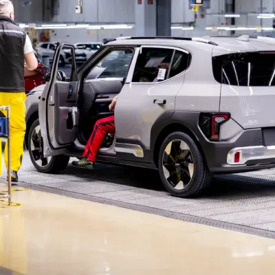 31086-kia-ev2-zilina-start-of-production-assembly-016jpgdigital-1920-x-1080