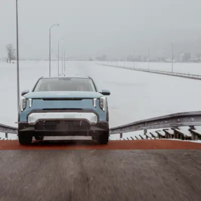 31096-kia-ev2-zilina-start-of-production-testtrack-006jpgdigital-1920-x-1080