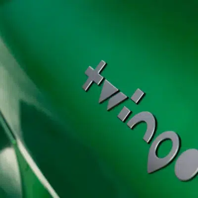 Renault-Twingo-E-Tech-electric-Techno-Absolute-Green-11