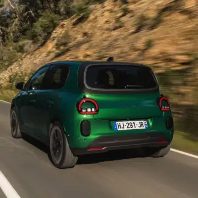 Renault-Twingo-E-Tech-electric-Techno-Absolute-Green-23