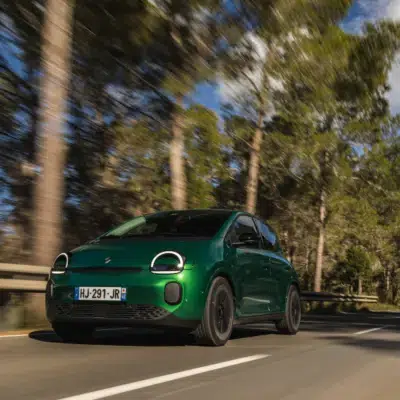 Renault-Twingo-E-Tech-electric-Techno-Absolute-Green-25