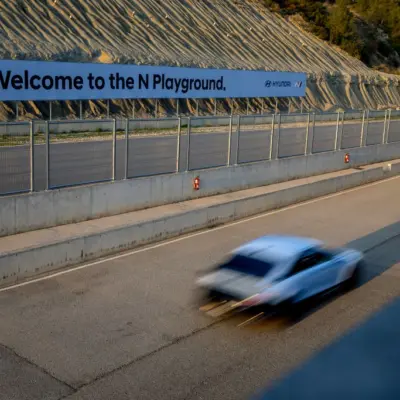 hyundai-ioniq-6-n-driving-experience-lifestyle-216_wid_1024_bfc_off