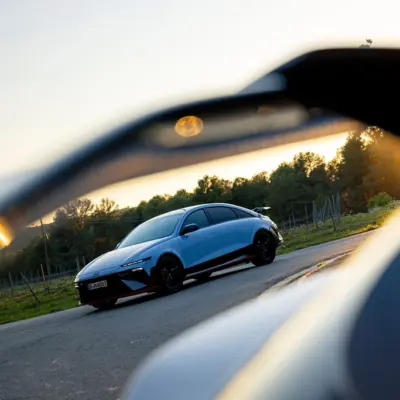 hyundai-ioniq-6-n-driving-experience-lifestyle-62_wid_1024_bfc_off