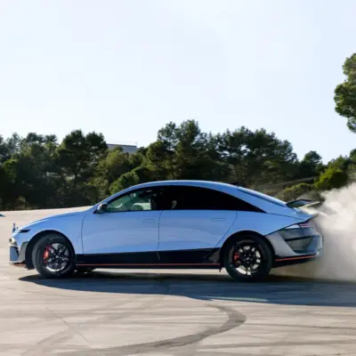hyundai-ioniq-6-n-driving-experience-track-380_wid_1024_bfc_off