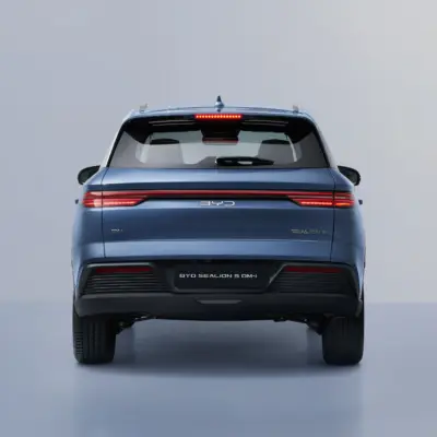 03、LHD_Atlantis Blue_Rear_download_JPG_5000PX_RGB