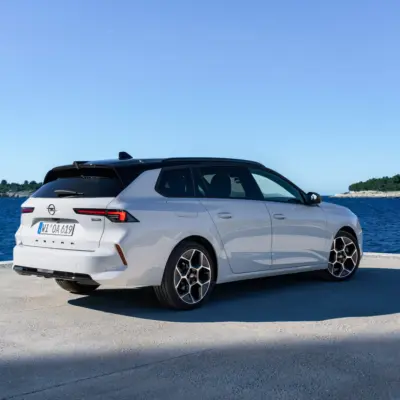 04_Opel_529706