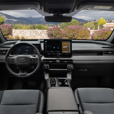 2026_RAV4 HEV_Avantgarde Bronze_interior_032