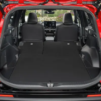 2026_RAV4 HEV_GRS_Emotional Red_interior_042