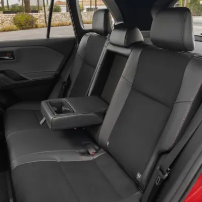 2026_RAV4 HEV_GRS_Emotional Red_interior_046