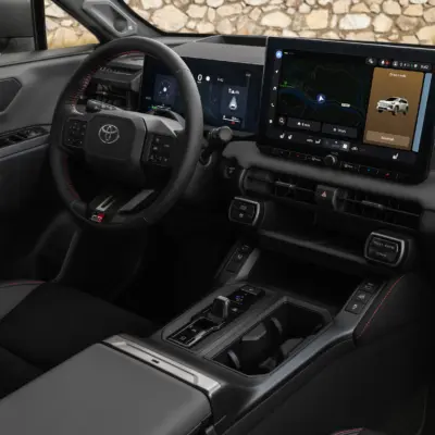 2026_RAV4 HEV_GRS_Emotional Red_interior_048