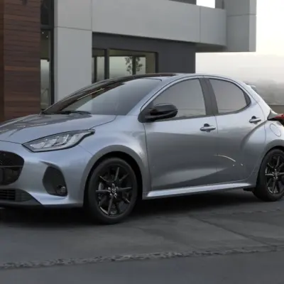 2026_mazda2_hybrid_sg_still_04_lowres