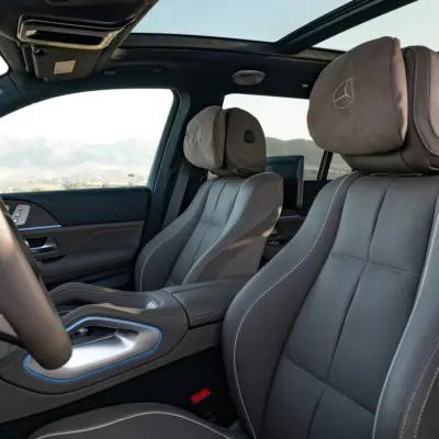 Der neue Mercedes-Benz GLS: Die S-Klasse unter den SUVs definiert Komfort neuThe new Mercedes-Benz GLS: The S-Class of SUVs redefines comfort