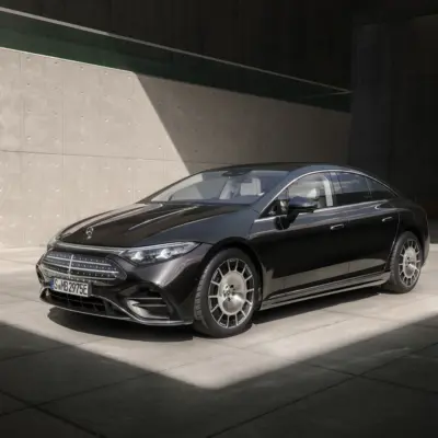 Der neue EQS: Weiter denken, weiter fahrenThe new Mercedes-Benz EQS: Smarter than ever. Further than ever.