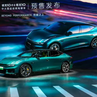 Pekingi_Autoszalon_Geely_Csoport_Lynk&Co_marka (1)