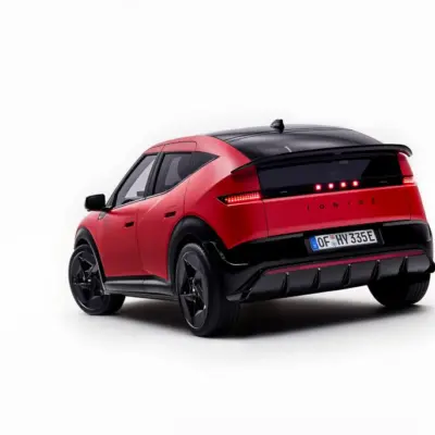 hyundai-ioniq-3-unveil-0426-exterior-02_wid_1024_bfc_off