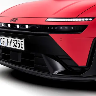 hyundai-ioniq-3-unveil-0426-exterior-05_wid_1024_bfc_off